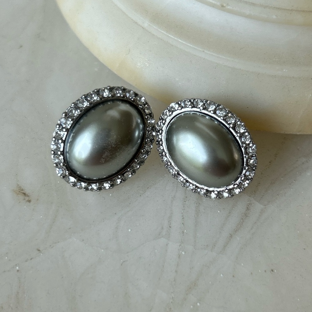Silver Pearl and Crystal Oval Earrings Vintage 90s
